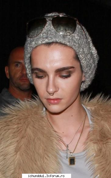 bill kaulitz si-a etalat noul pierce hollywood olistul tokio hotel, bill kaulitz, si-a etalat noul Administrator