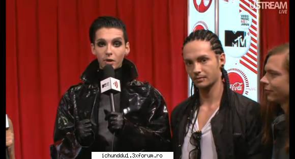 "Good-Bye Cellulite, Hello Bikini!" Poolside Party - Adevarat.....dar sincera sa fiu chiar nu - Tokio hotel